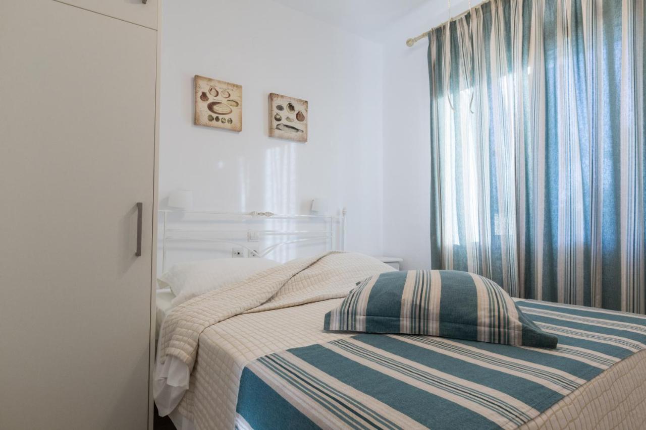Moriel Seaside Homes Suites Elia Nikitis Exterior photo
